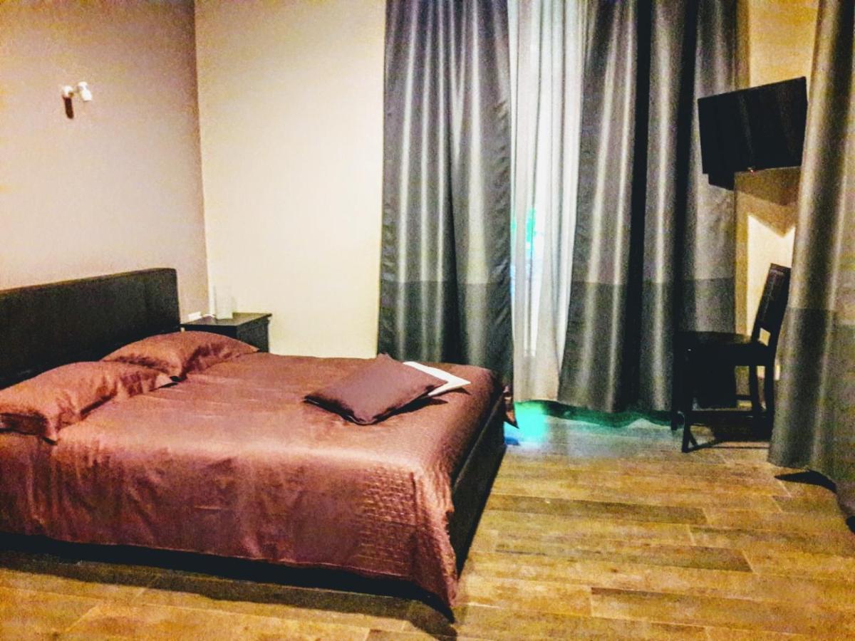 B&B Peter Pan 萨莱诺 外观 照片