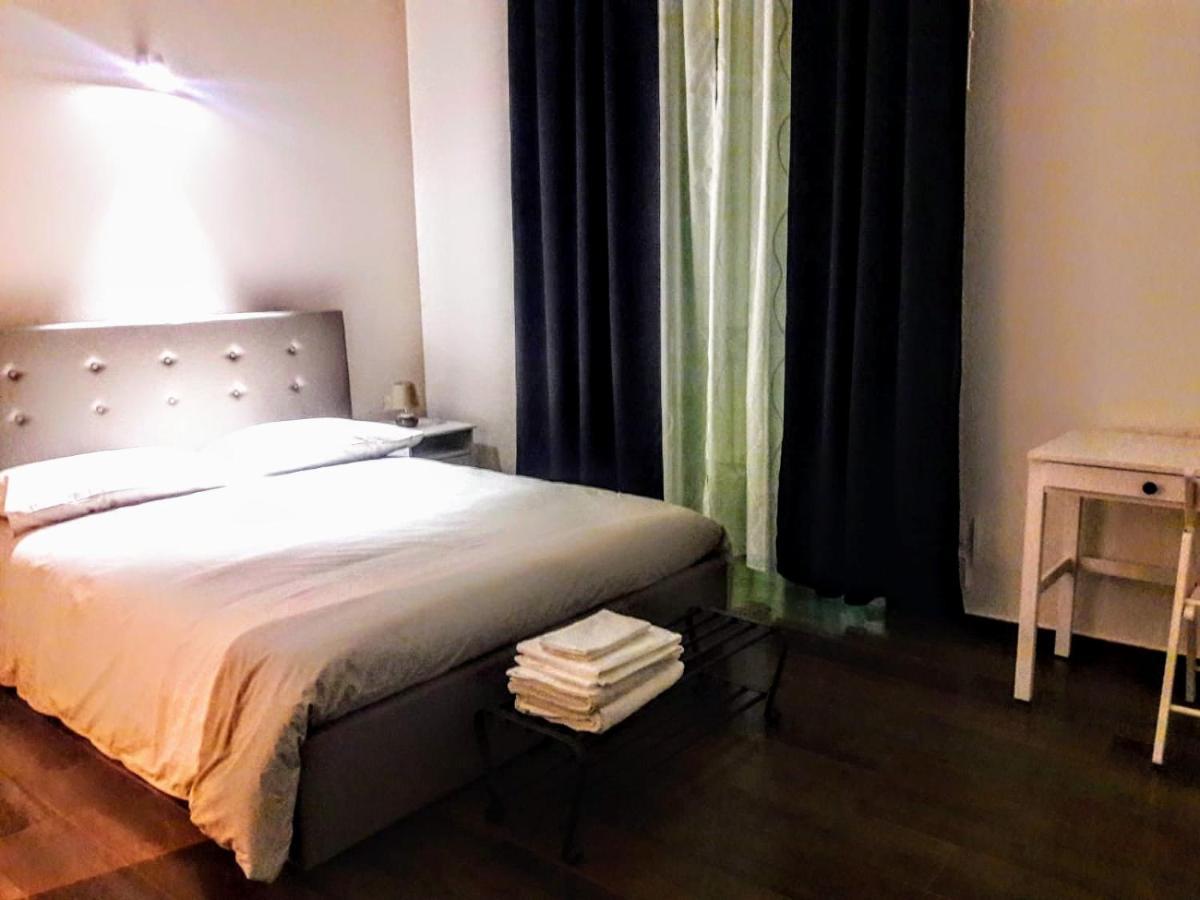 B&B Peter Pan 萨莱诺 外观 照片