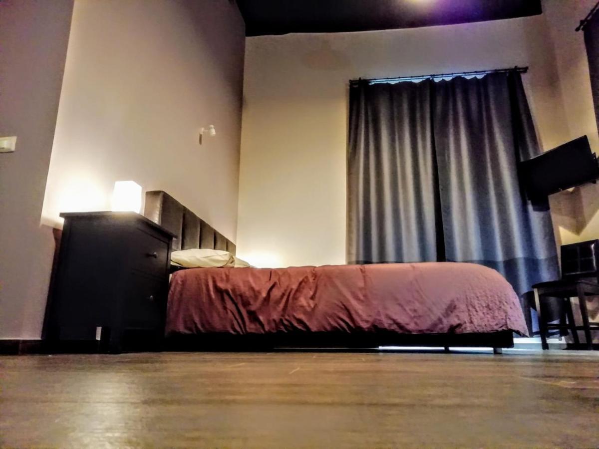 B&B Peter Pan 萨莱诺 外观 照片